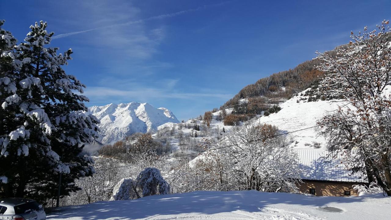 Le Skidoux Huez Kültér fotó